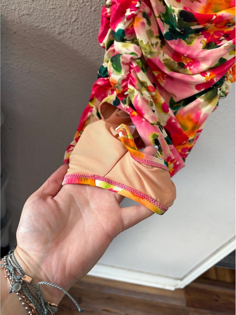 J.Crew Floral One Piece Swimsuit size 10. EUC. Removable pads and tie shoulder s - Picture 2 of 6